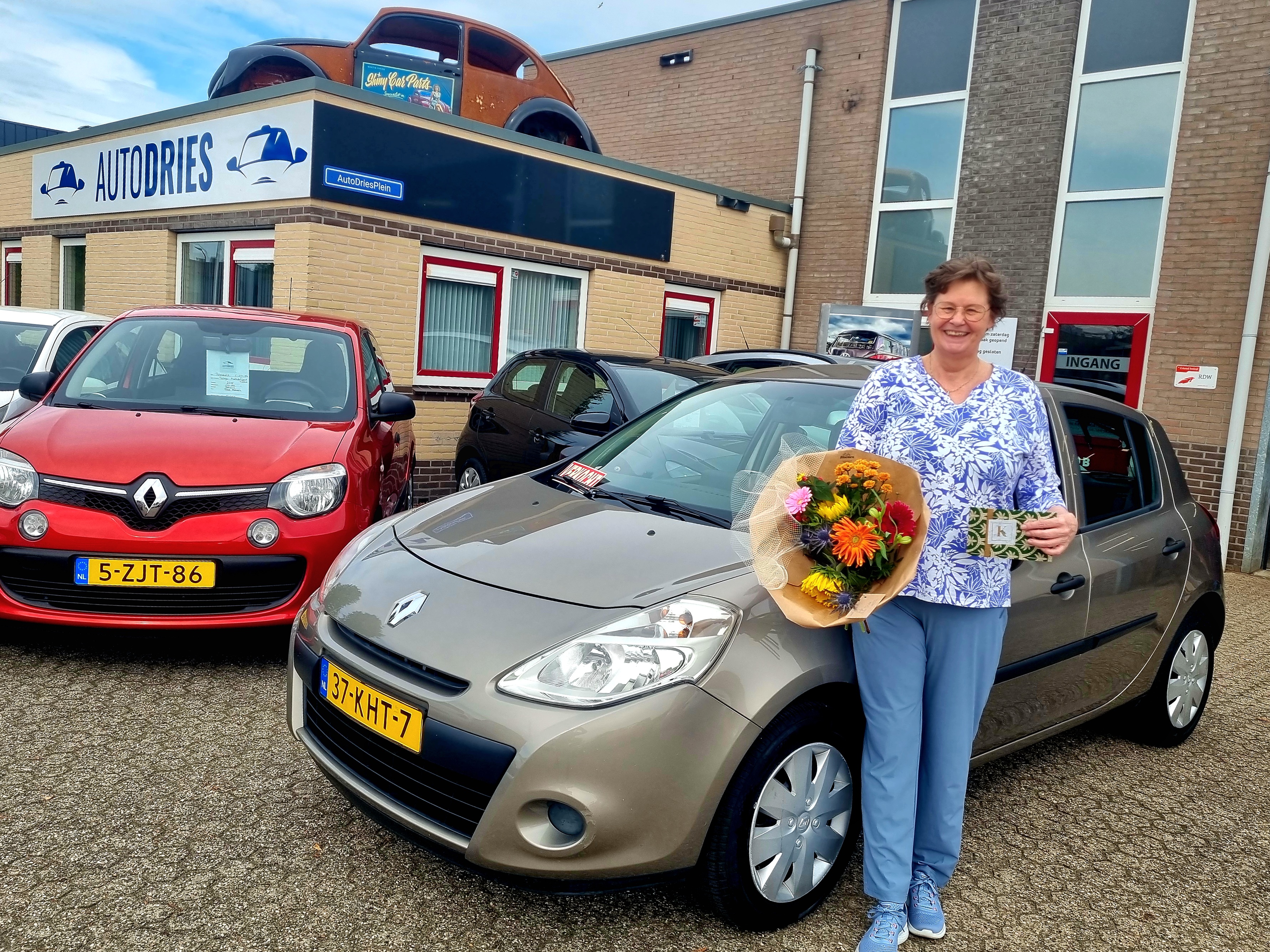 Blije klant bij Auto Dries Aalten