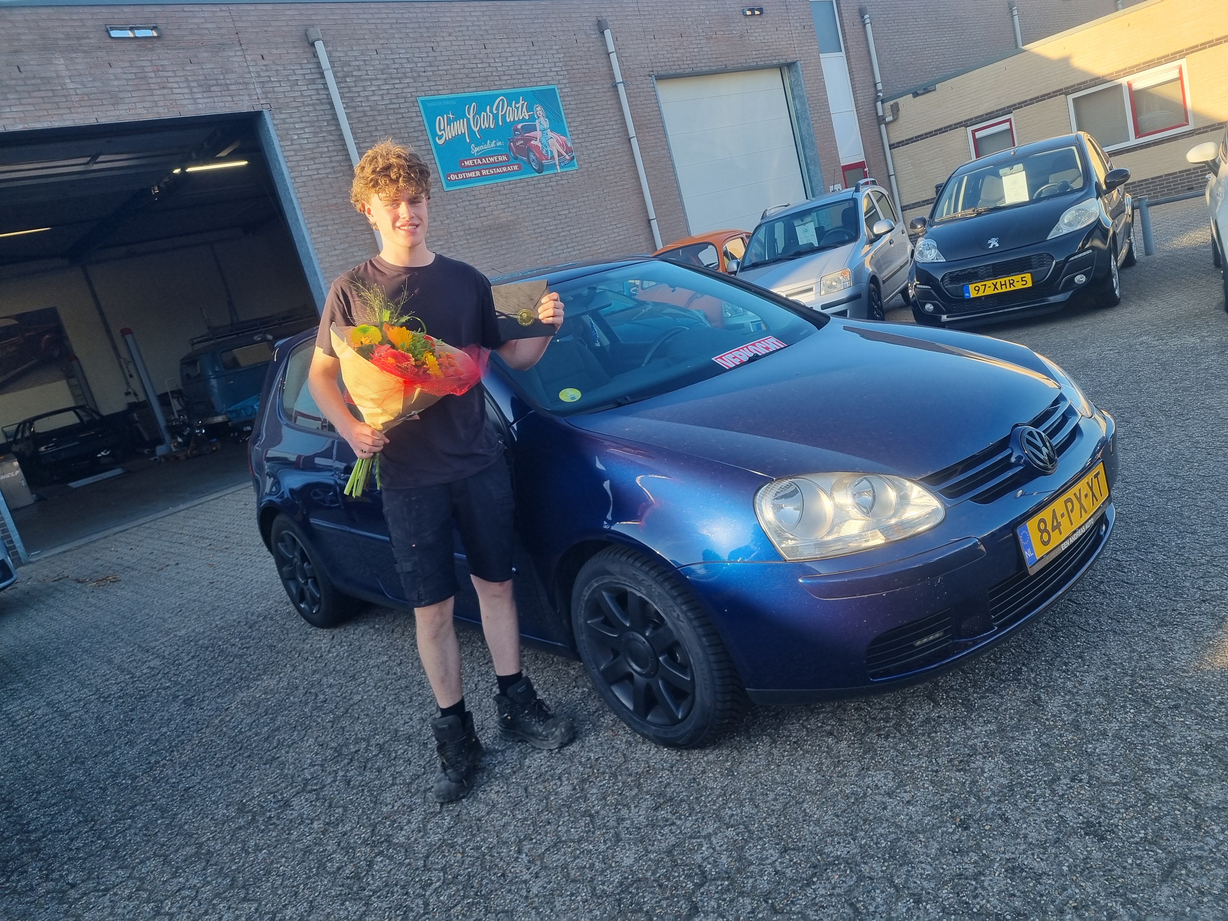 Blije klant bij Auto Dries Aalten