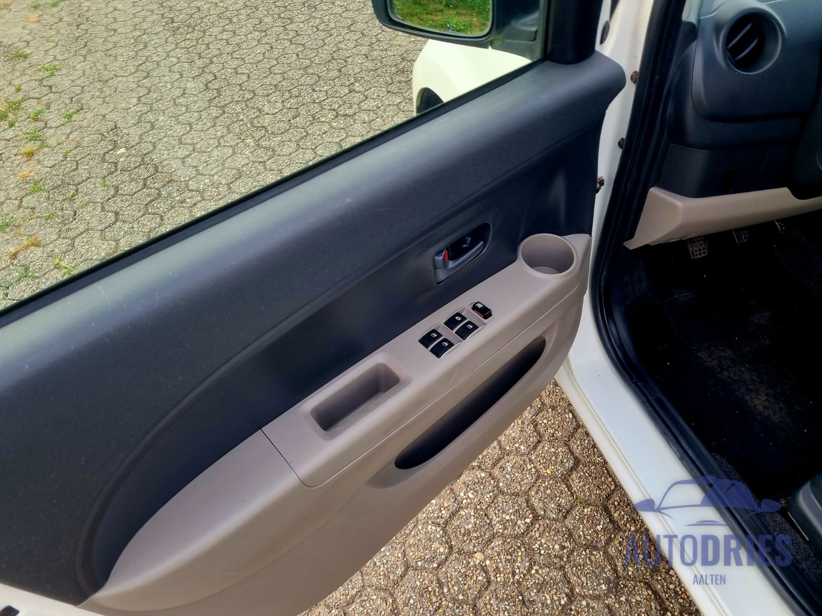 Daihatsu Sirion